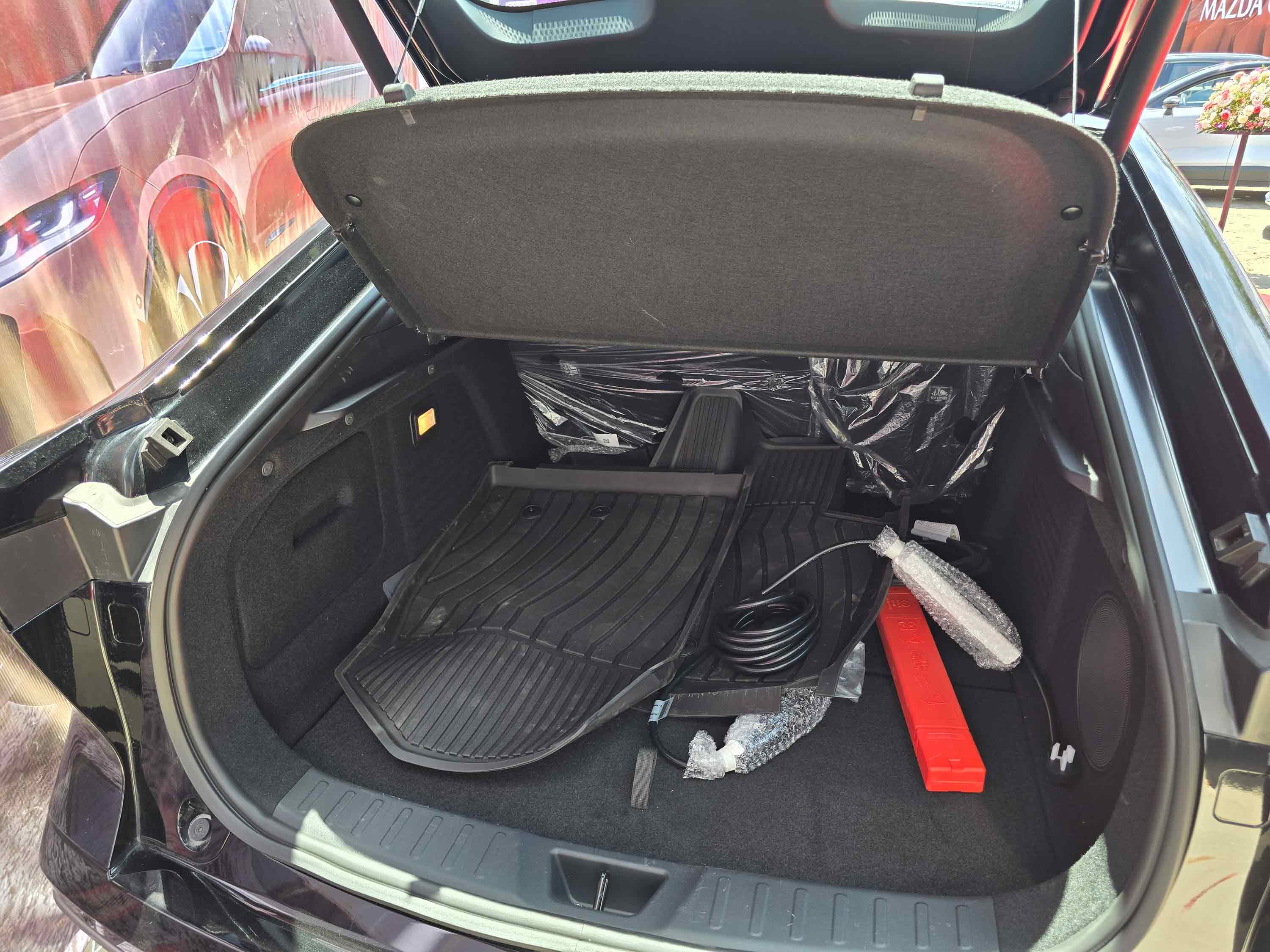 مزدا EZ-6 هیبرید